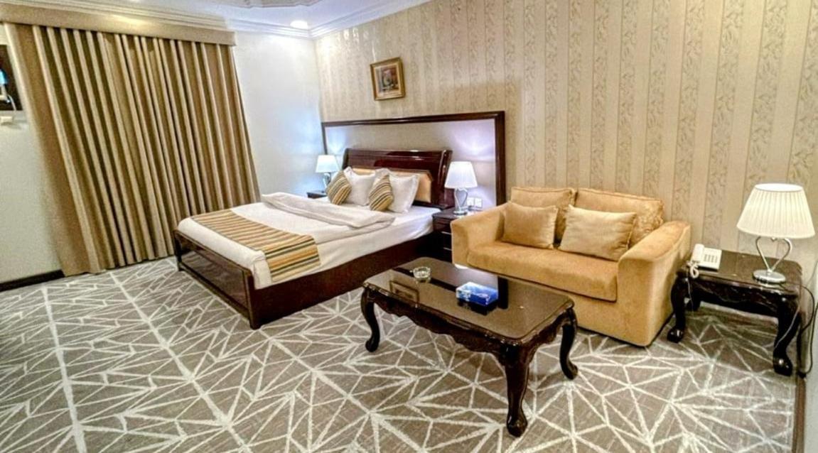 Al Mokhmalia Serviced Apartments Медина Екстериор снимка