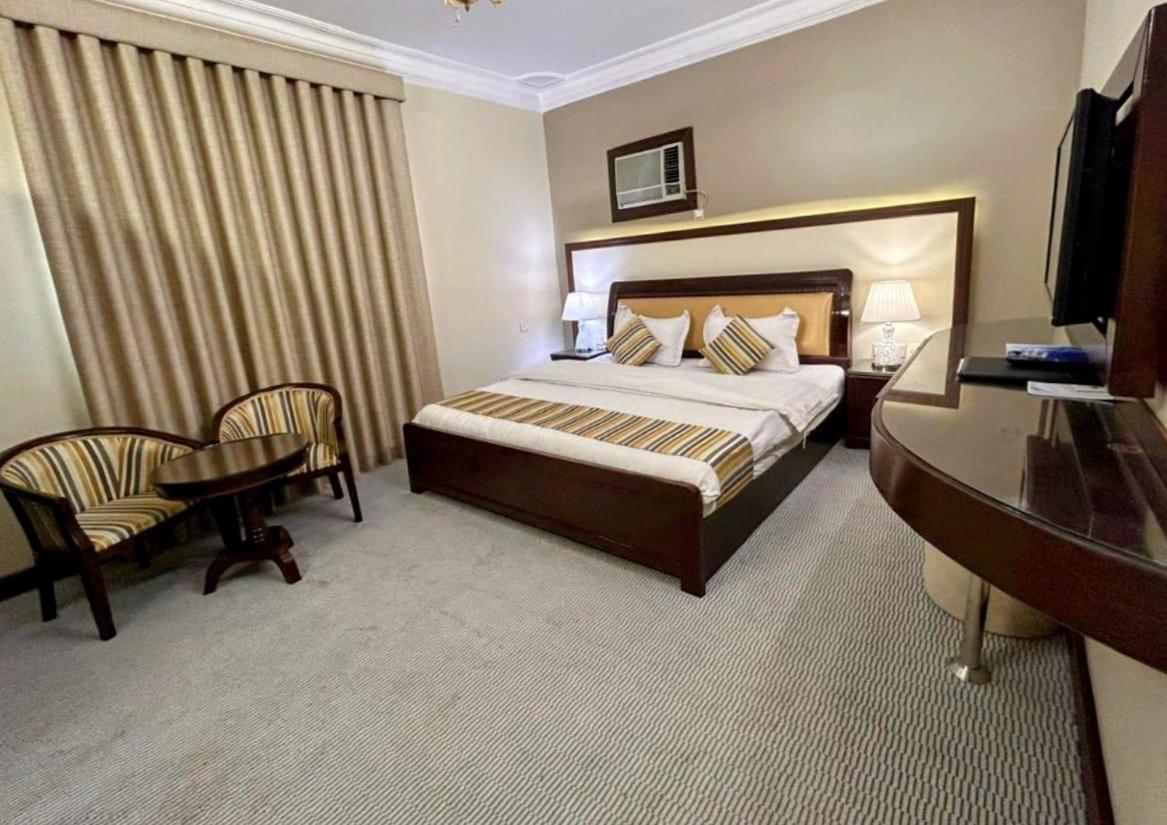 Al Mokhmalia Serviced Apartments Медина Екстериор снимка