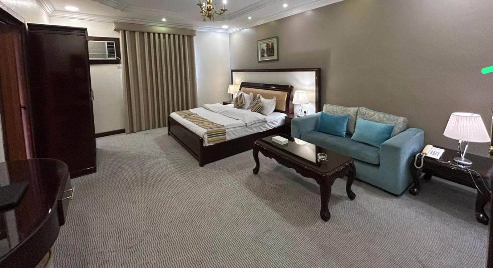 Al Mokhmalia Serviced Apartments Медина Екстериор снимка